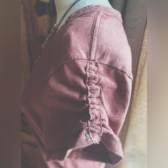 Tee V Neck Studded - Picture 5 of 16